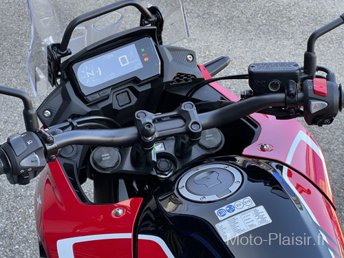 HONDA CB500X Motorrad Vermietung Frankreich