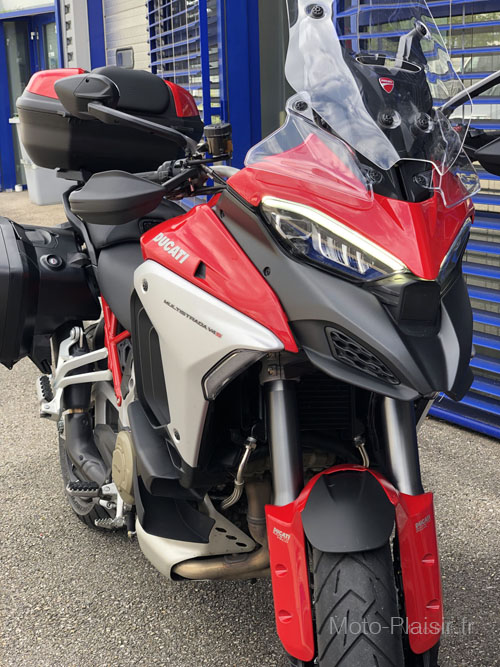 DUCATI Multistrada V4 S Motorrad Vermietung Frankreich