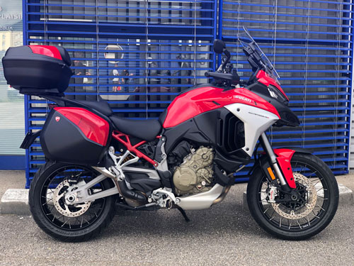 DUCATI Multistrada V4 S Motorrad Vermietung Frankreich