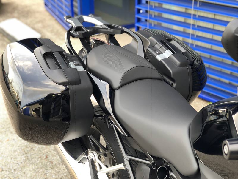 BMW R1250R Motorrad Vermietung Frankreich