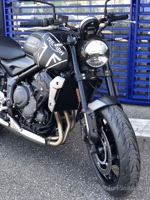 TRIUMPH Trident Motorrad Vermietung Frankreich